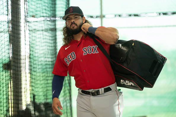 Jorge Alfaro arrives at Red Sox camp after being delayed by visa issues